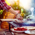 Come pulire correttamente la griglia del barbecue
