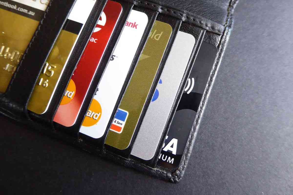 social card da 500 euro: ecco quali acquisti fare e quali vietati