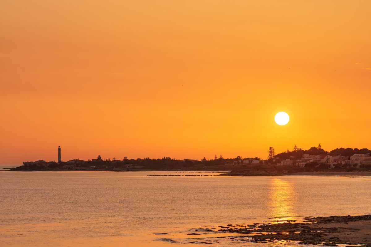 spiaggia più bella del mondo si trova in sicilia: punta secca