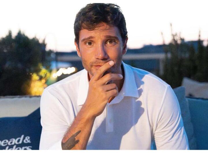 stefano de martino innamorato di carolina